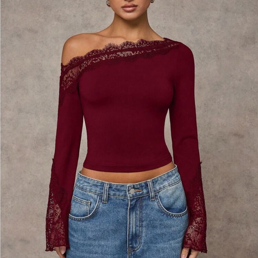 Burgundy stretchy long sleeve lace top